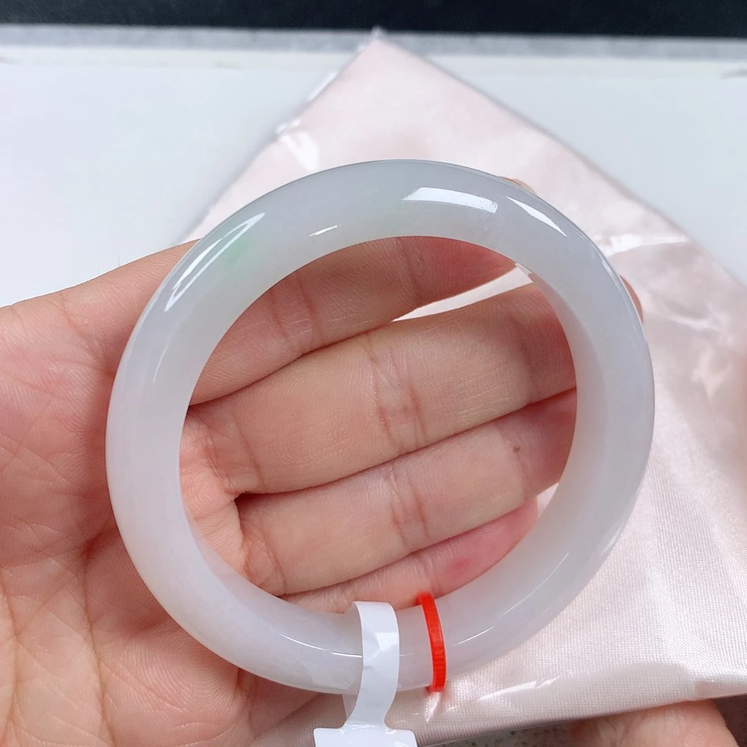 翡翠手镯未镶嵌⑨⑨