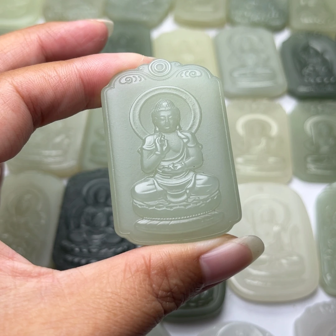 顺***然定制和田玉精品抛光