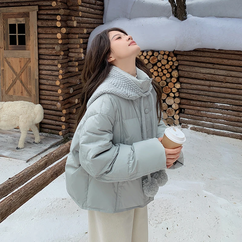 短款羽绒服女小众设计感减龄学生白鸭绒外套2025冬小个子面包服厚
