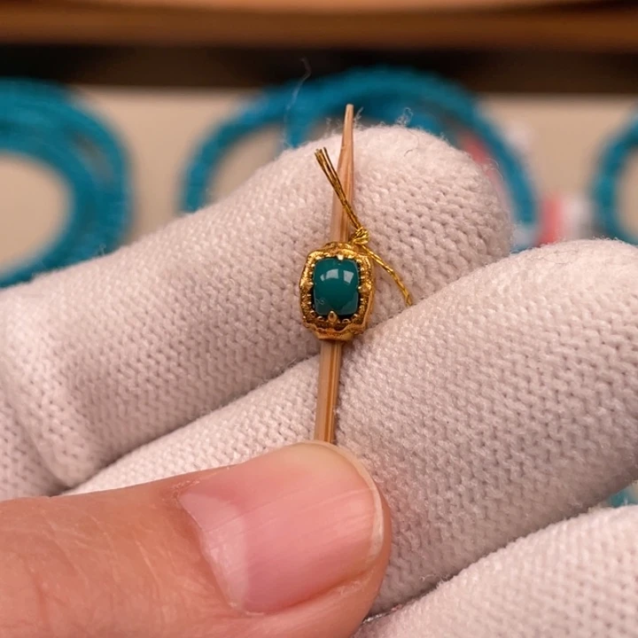 绿松石18K金镶嵌珠宝奇石