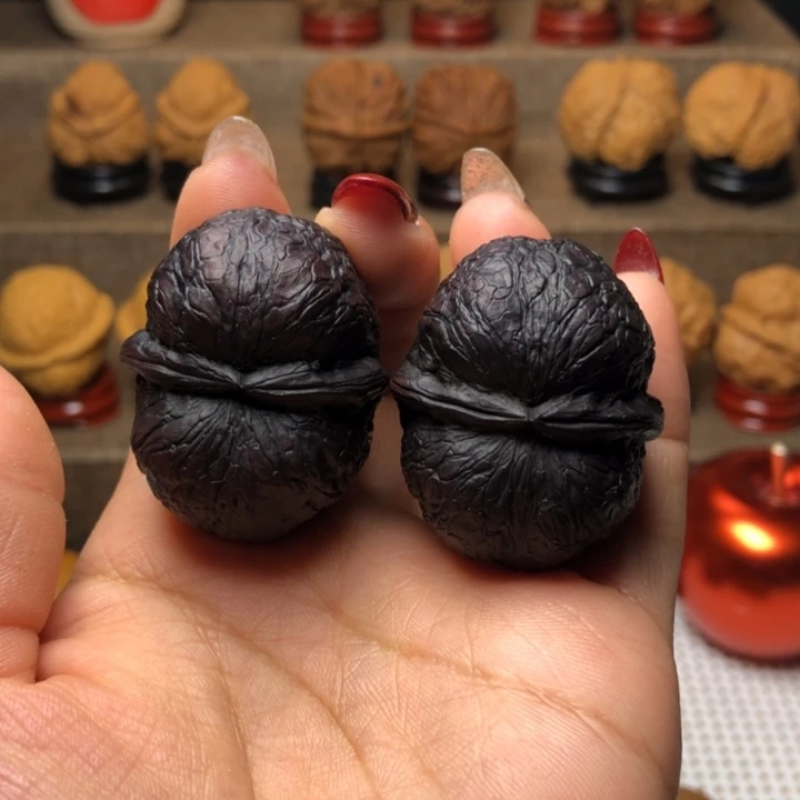 文玩核桃把件0****s43峭壁元宝地闷