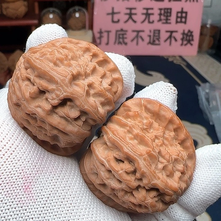 文玩核桃吊坠全品白狮子40➕