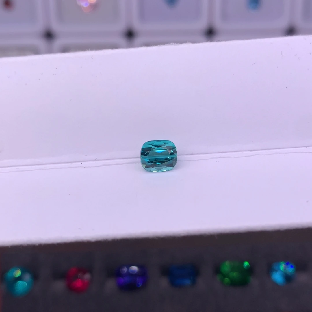 碧玺珠宝半成品未镶嵌1.29ct全净无暇蒂芙尼色拉贡