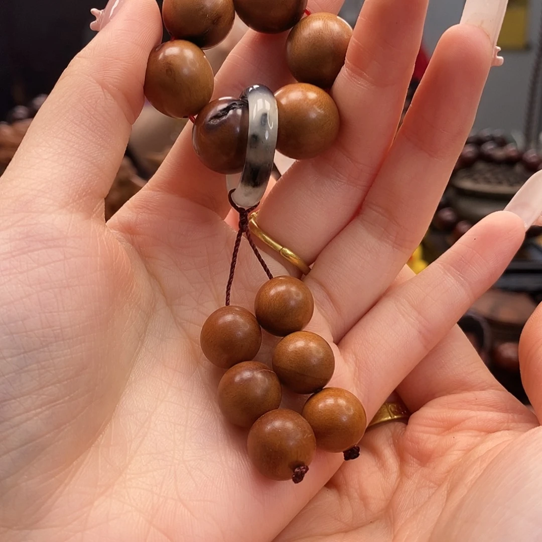 枣木手捻雷击枣木，做雷裂版