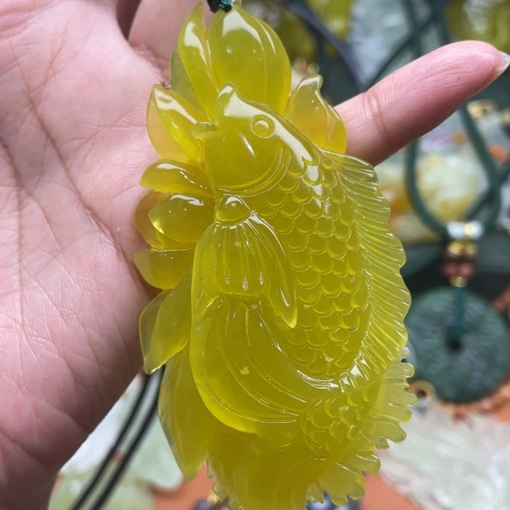 薇***、岫玉未镶嵌吊坠毛衣链锁骨链