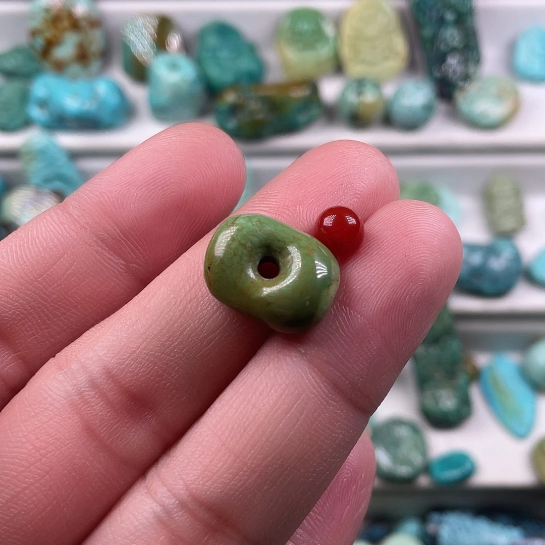 南红玛瑙未镶嵌颈饰