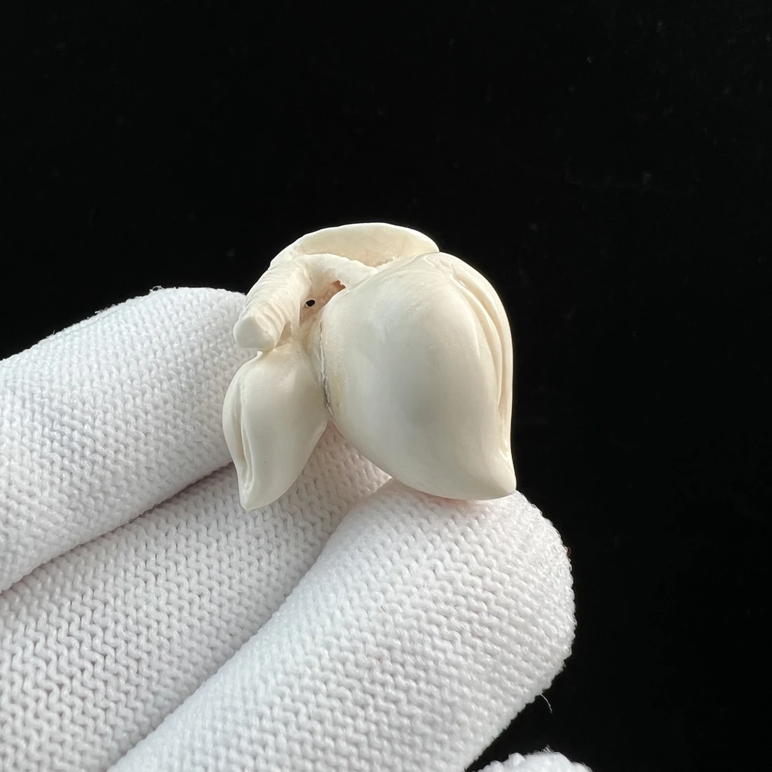 H2072天然猛犸牙雕刻 寿桃 20*21mm支持鉴定 假一罚四