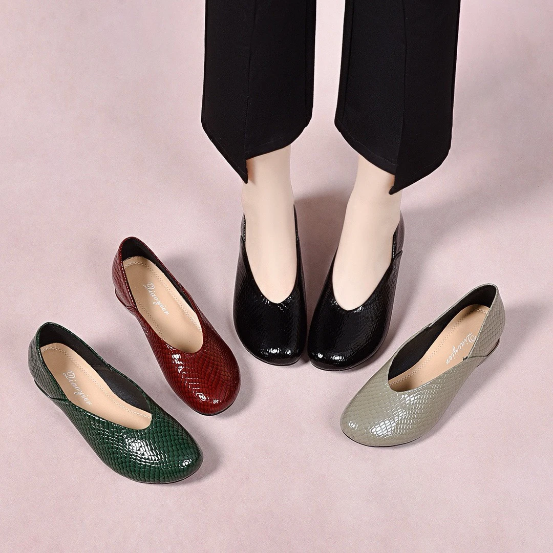 2025新款真皮女鞋浅口单鞋豆豆鞋女软皮软底妈妈皮鞋一脚蹬奶奶鞋