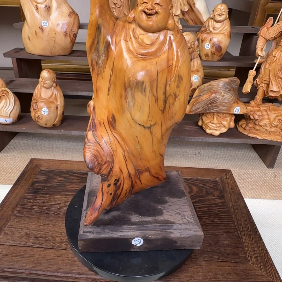 崖柏小木匠艺雕一物一拍