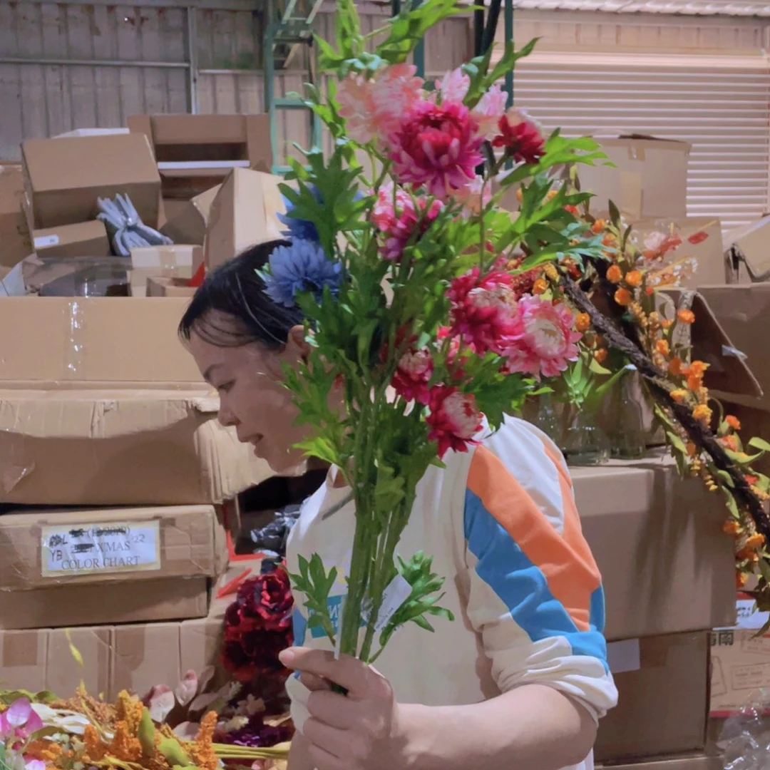 陶瓷花瓶，部分微瑕