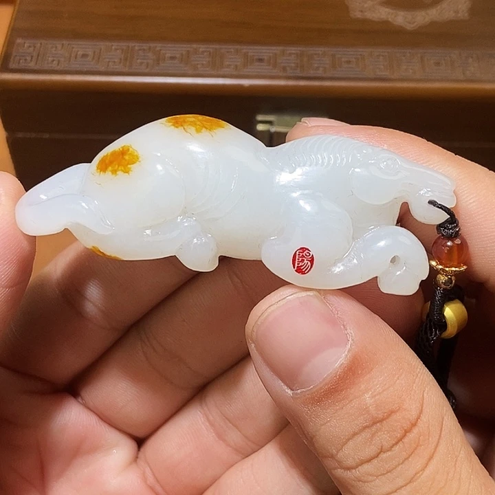 和田玉未镶嵌颈饰HX