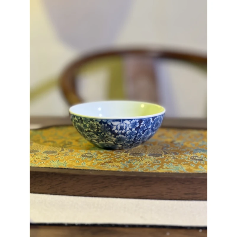 青花百花簇拥普洱杯