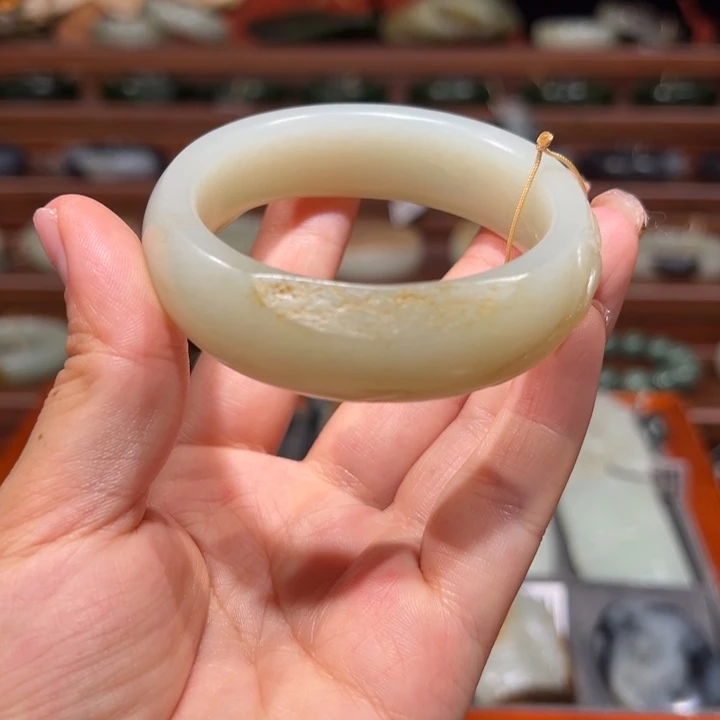 和田玉（子料）未镶嵌手镯