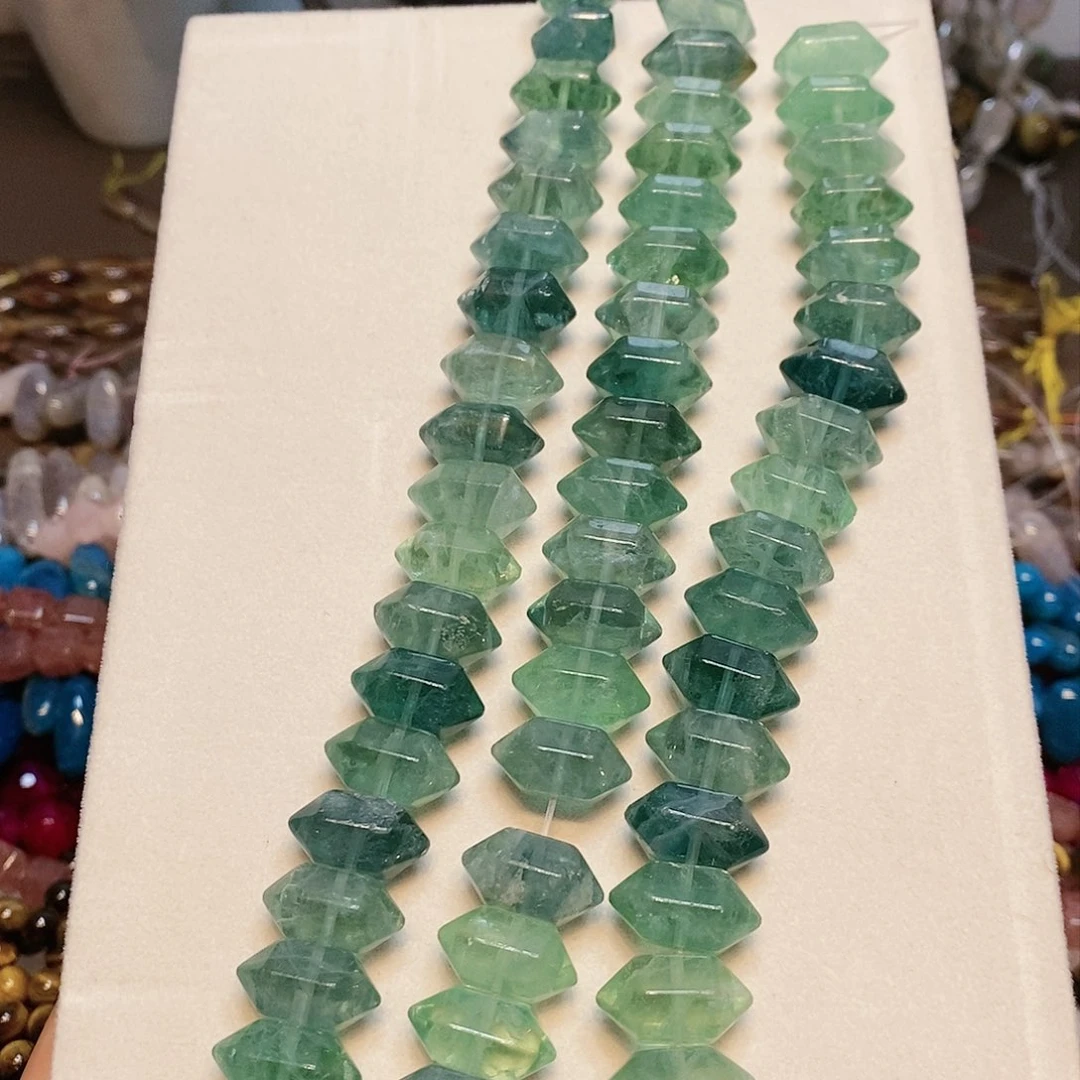 玛瑙/玉髓散珠天然莹石水晶双尖