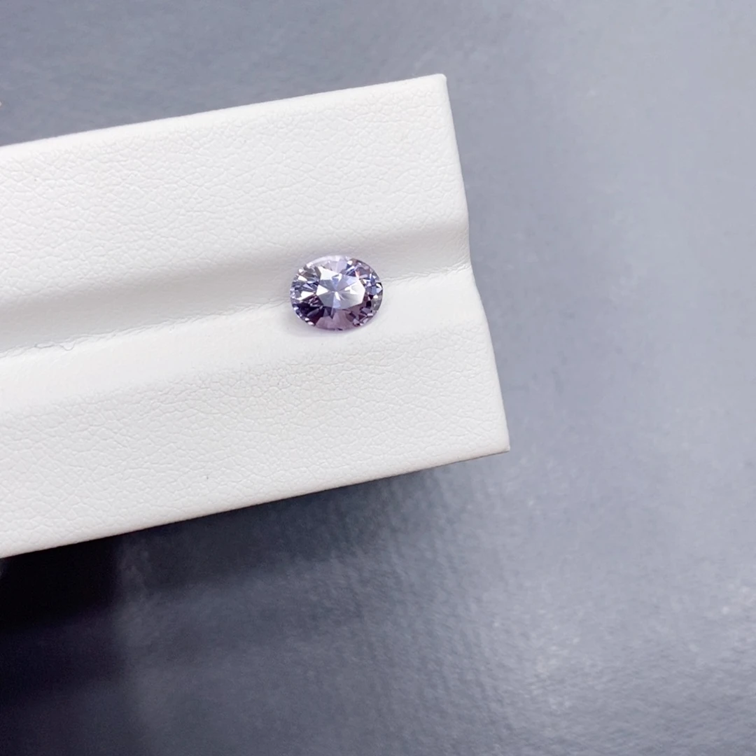 蓝宝石裸石1.55克拉