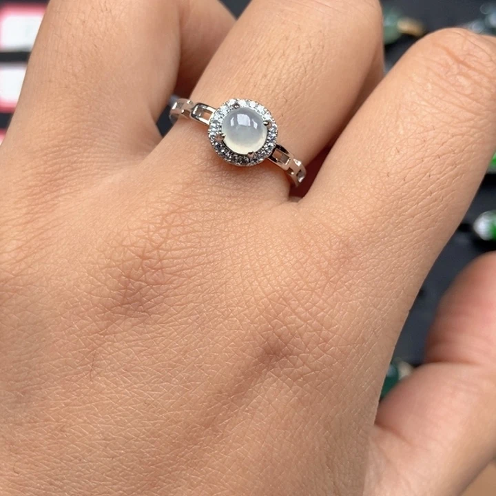 翡翠未镶嵌戒指戒指