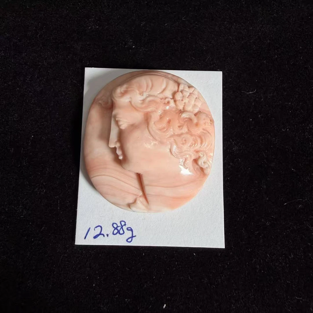 碧海丹心-天然MOMO红珊瑚美人头雕刻件-11032