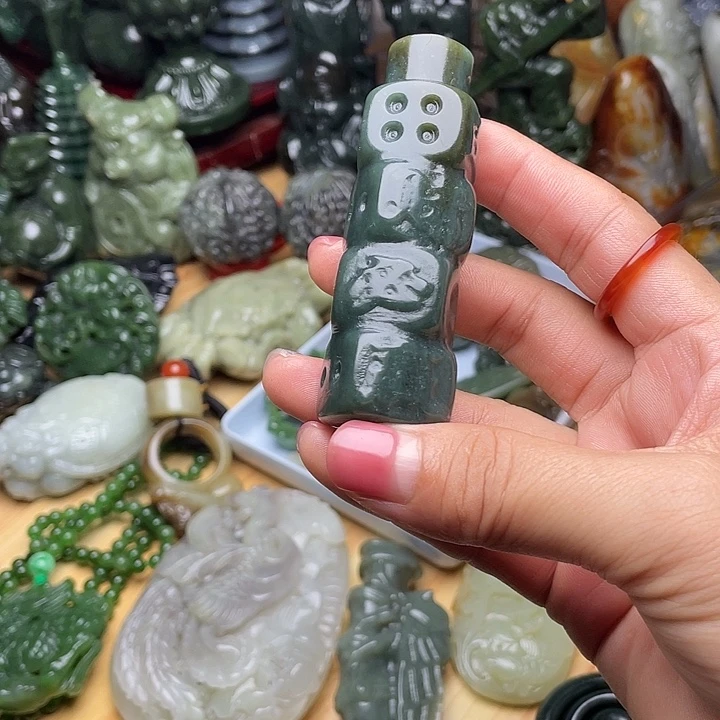 未镶嵌和田玉挂件