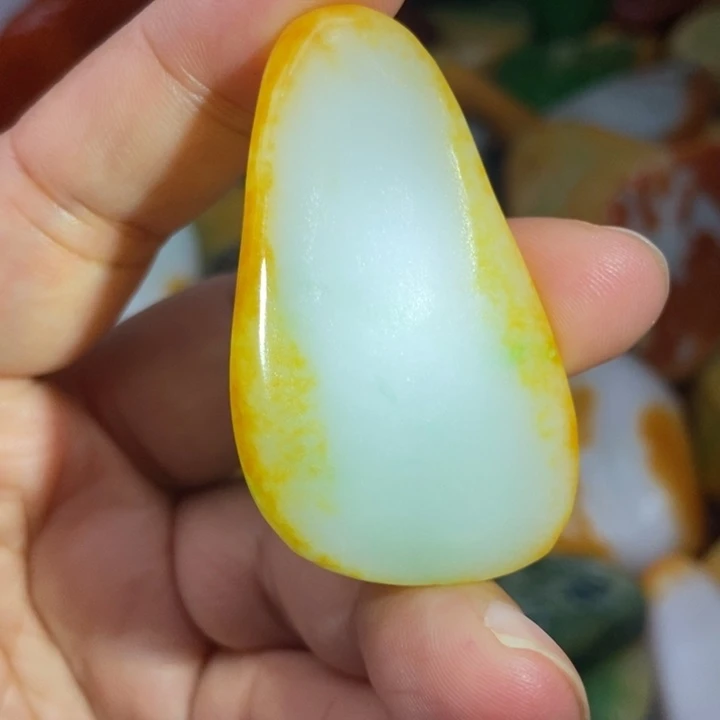 翡翠未镶嵌挂件缅甸翡翠