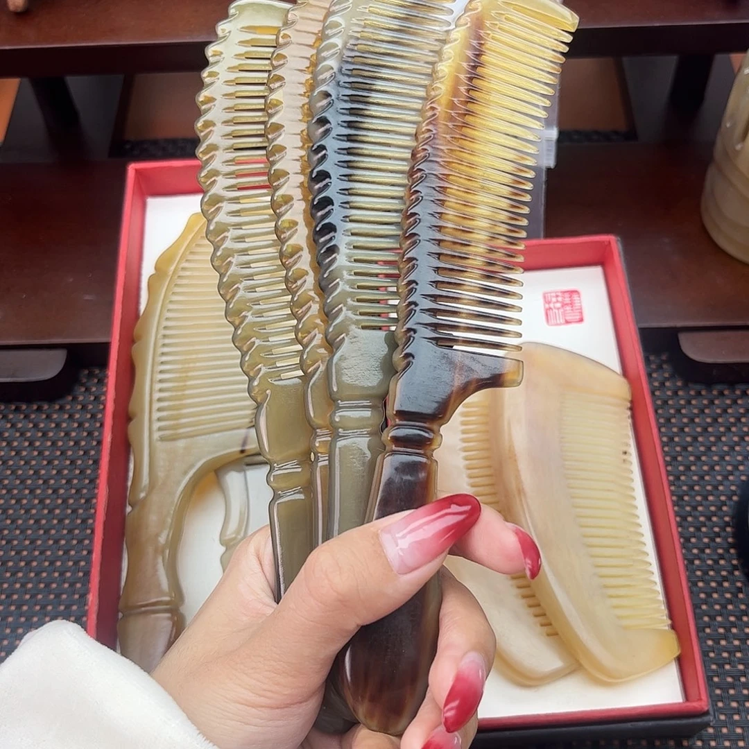 纯手工制作纯牛角梳子