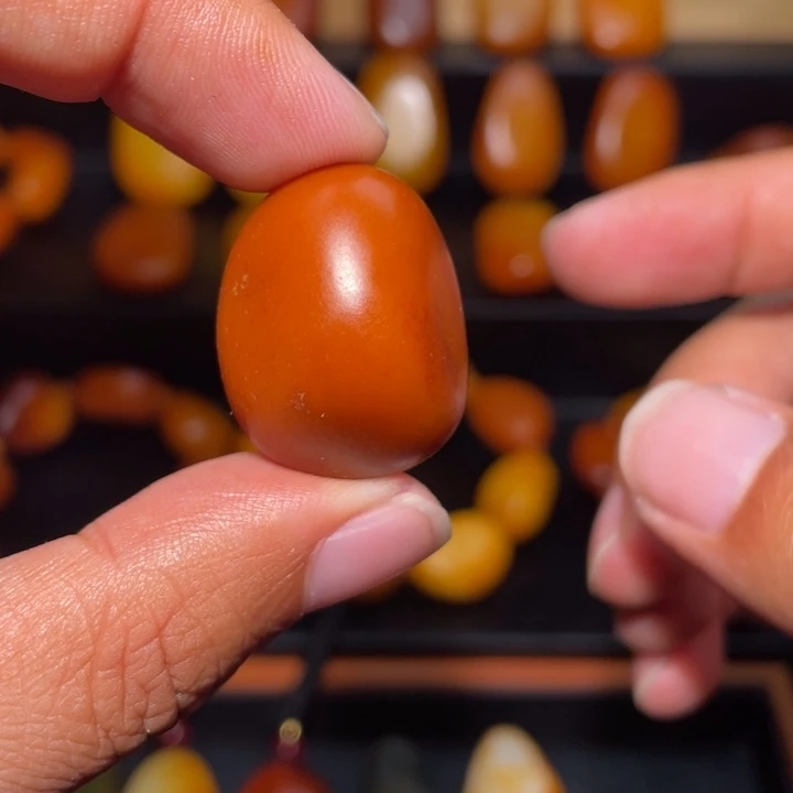 怡***业和田玉未镶嵌颈饰