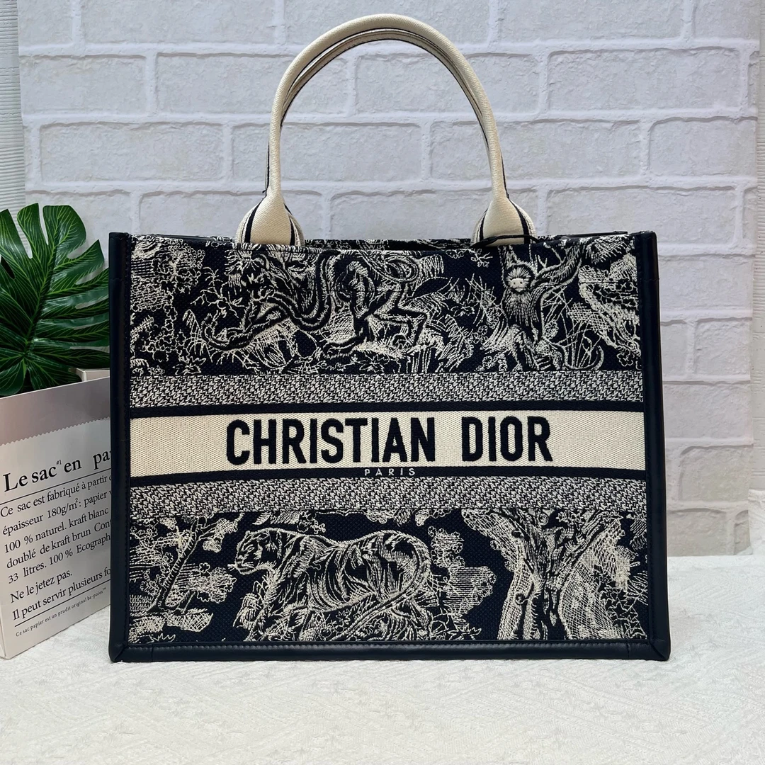 99新 DIOR/迪奥 动物园拼皮托特tote 中号 24年