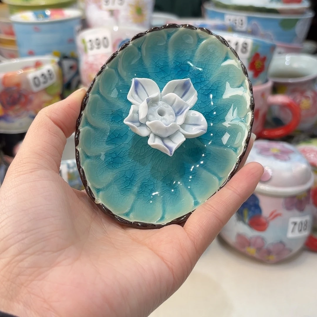 瓷片兔兔好可爱呀打