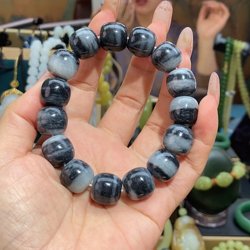 【闪购商品】未镶嵌手链和田玉（糖玉）