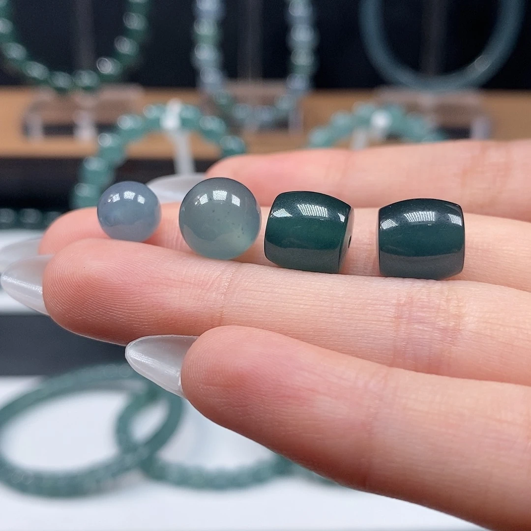 散珠翡翠李****肺两颗直切➕10mm单珠➕8mm单珠