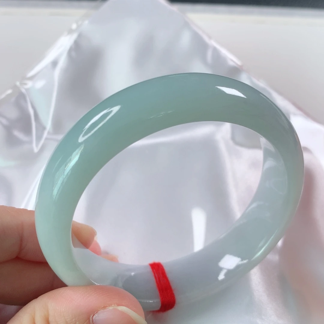 未镶嵌手镯翡翠323