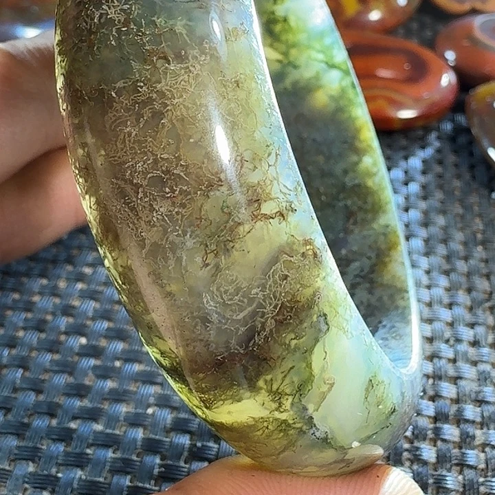 董***姐玛瑙/玉髓未镶嵌颈饰