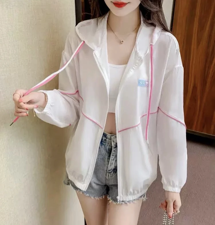 今年流行爆款渐变色连帽防晒外套女2025夏季新款轻薄洋气宽松上衣
