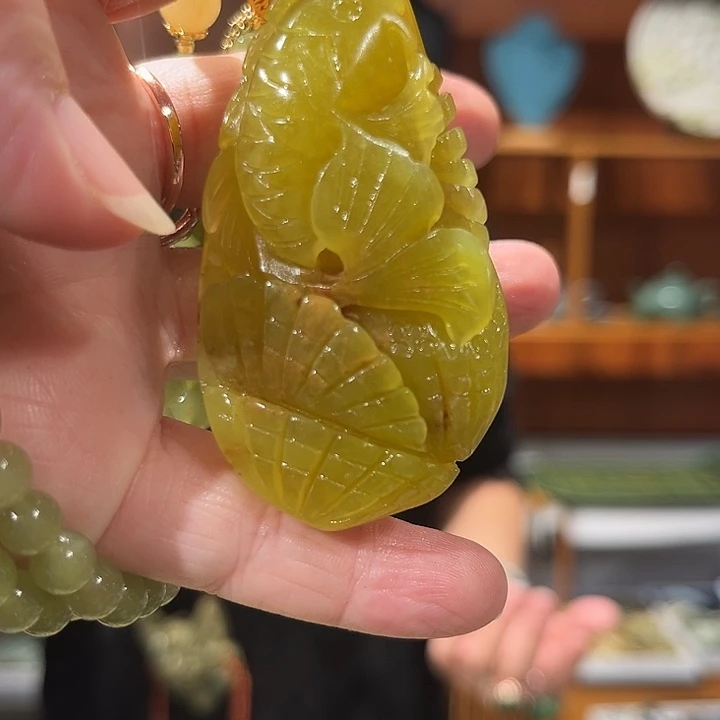 未镶嵌岫玉毛衣链