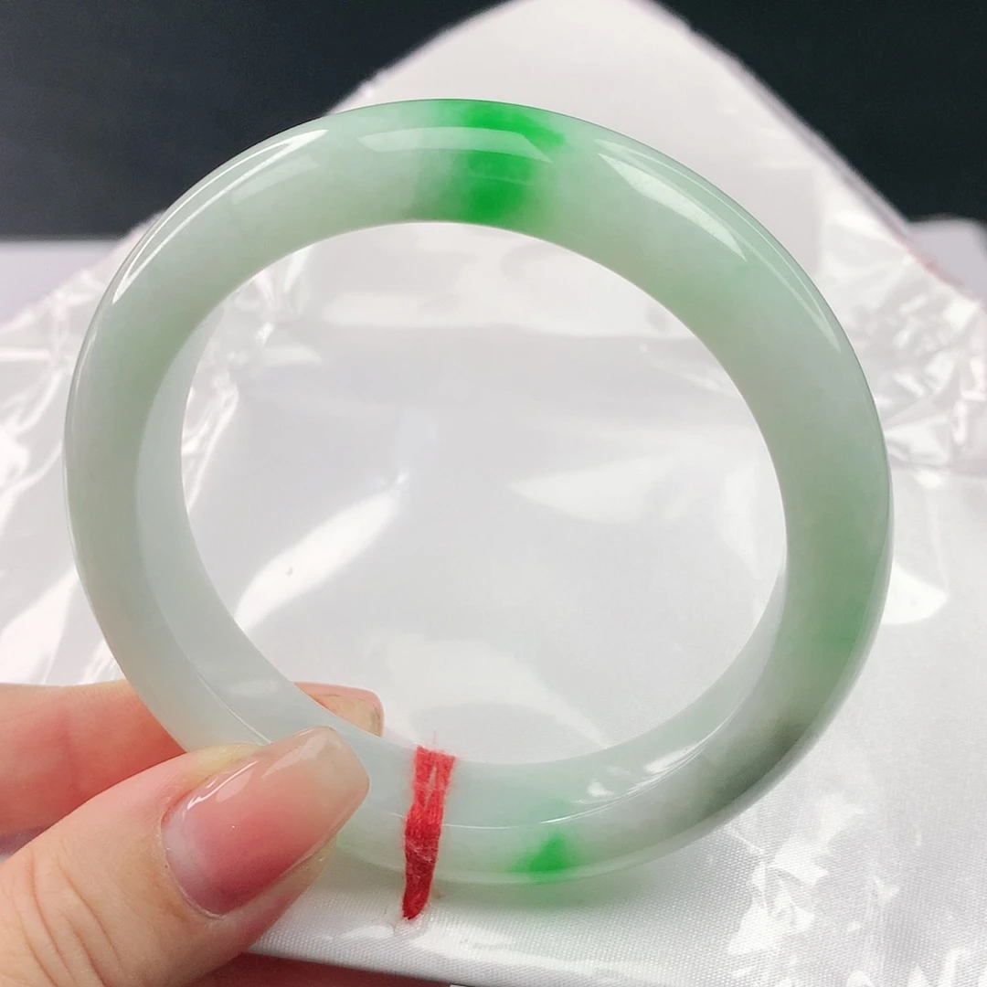 翡翠手镯未镶嵌翡翠627