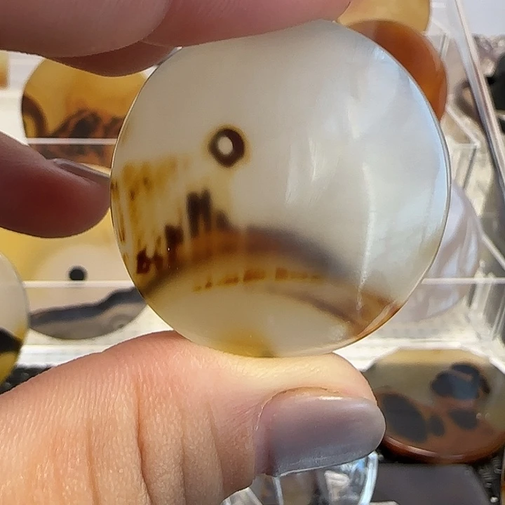 1***雁未镶嵌玛瑙/玉髓珠宝奇石