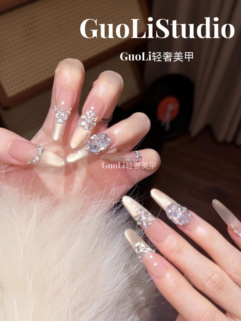 《星芒【锆石版】》GuoLi纯手工穿戴甲气质爆闪堆钻纯欲显白猫眼裸色i