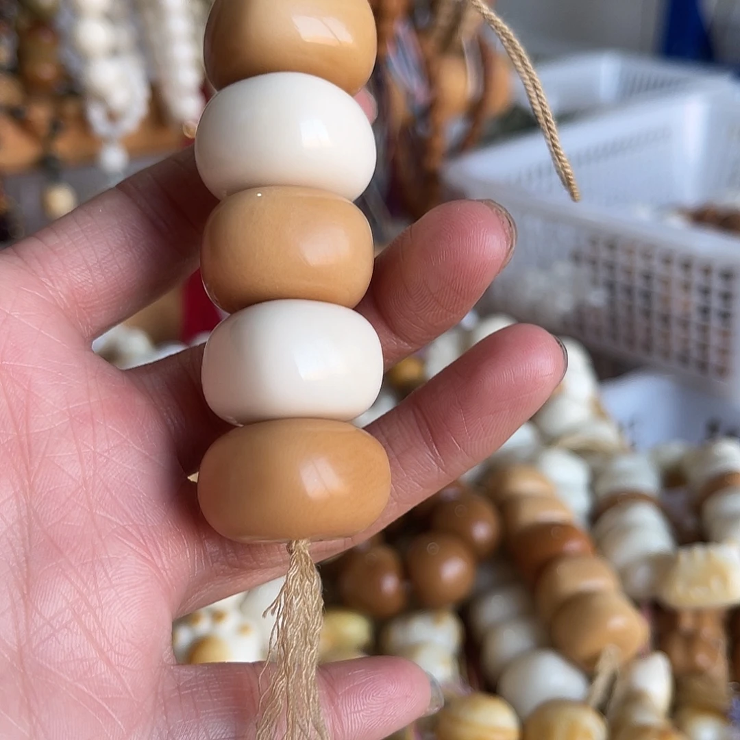 香榧木象牙果方扣