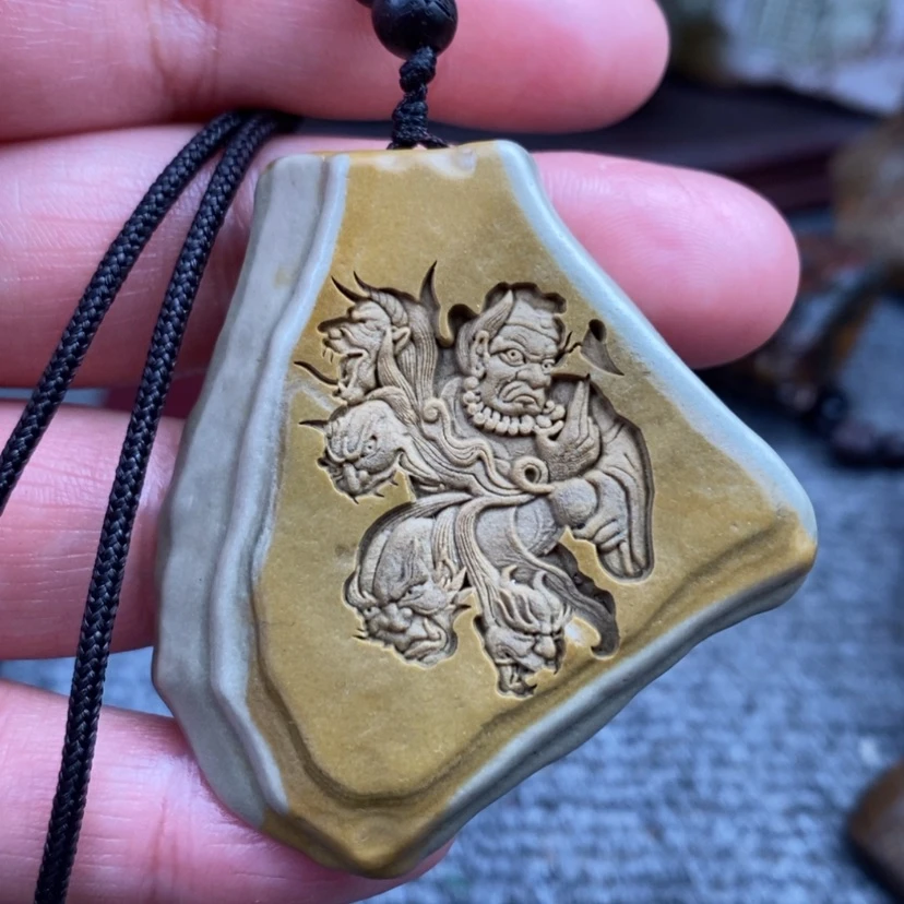 【闪购商品】原石雕刻手把件