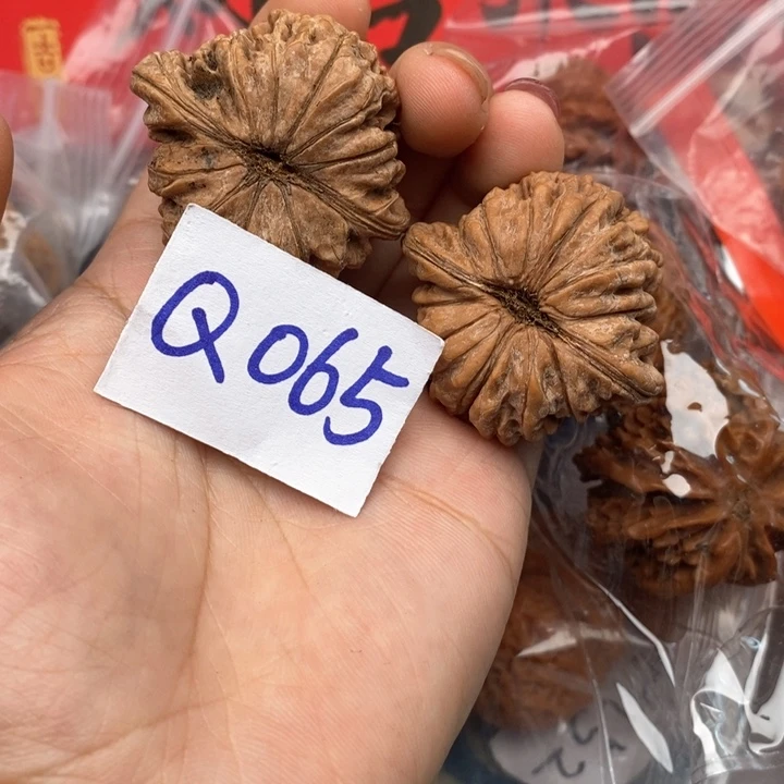 文玩核桃把件核桃