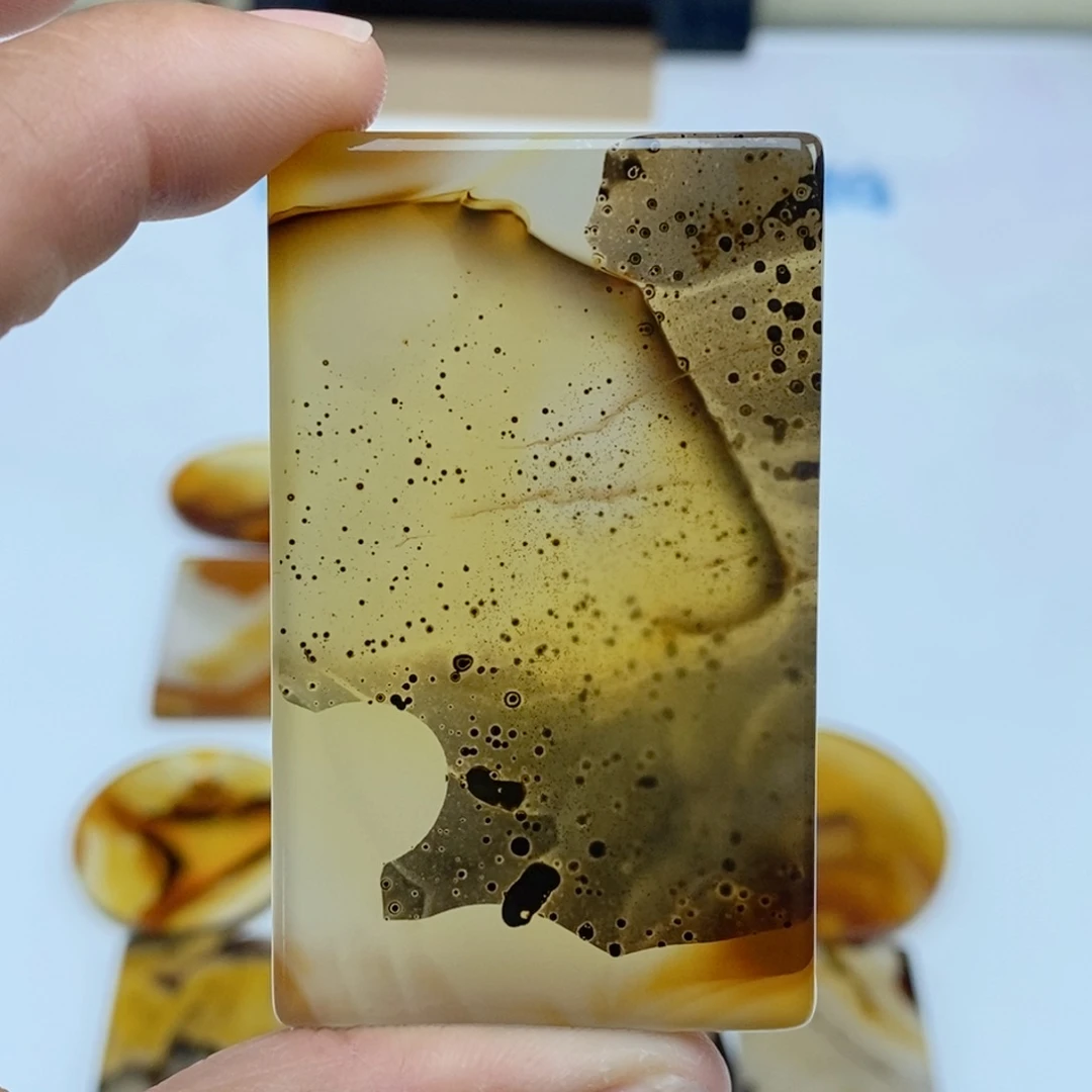 玛瑙/玉髓未镶嵌珠宝半成品