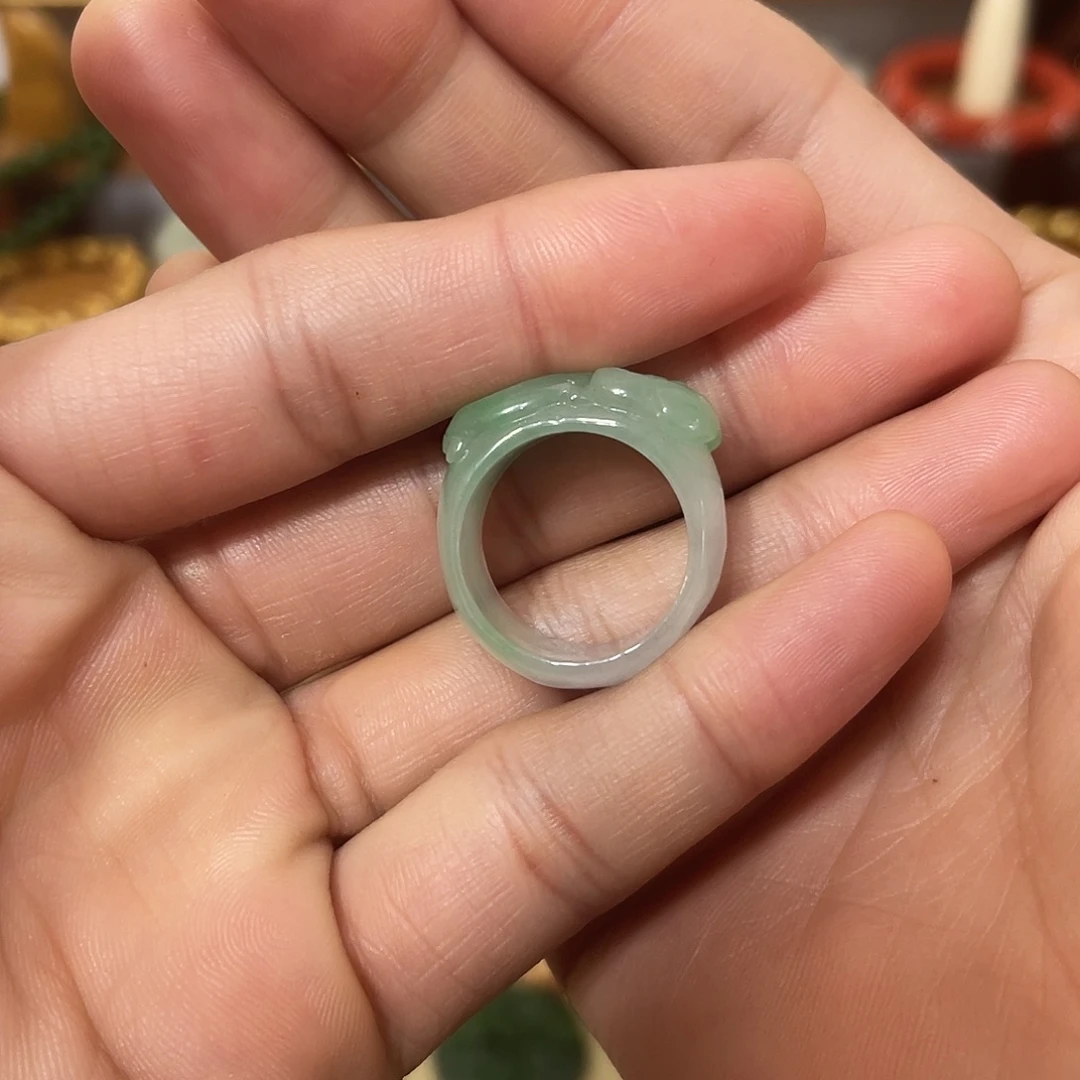 翡翠未镶嵌挂件青花瓷器的制作工艺与工艺