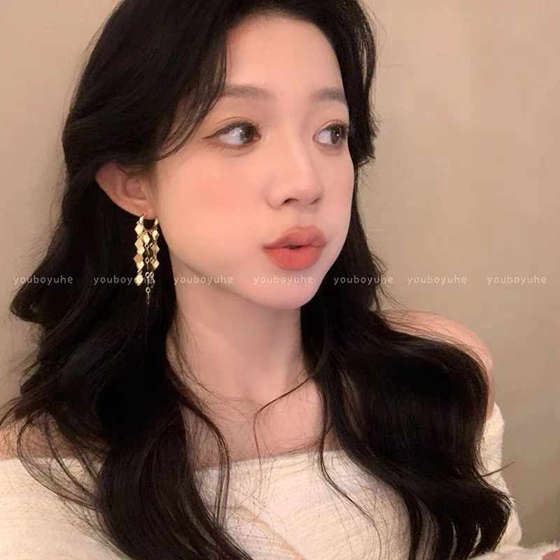 铜合金耳饰 千金风菱形流苏耳钉女长款夸张高级耳圈复古耳饰耳环