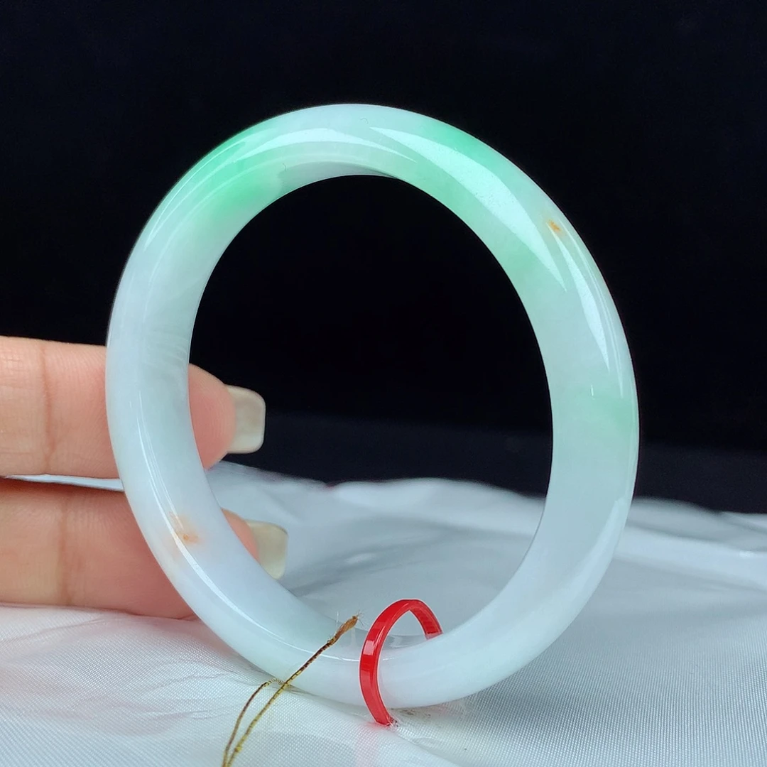 翡翠手镯未镶嵌53圈贵妃 3003