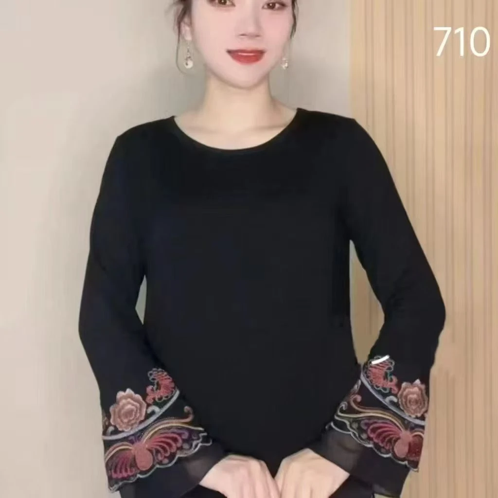 317新款 国风绣花打底上衣秋冬百搭女装时尚女士