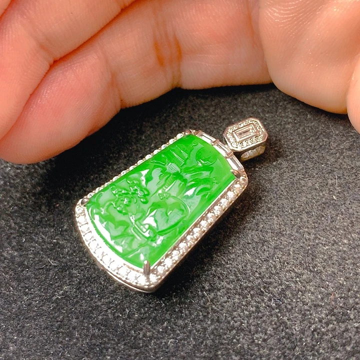 翡翠未镶嵌颈饰翡翠多样性发货