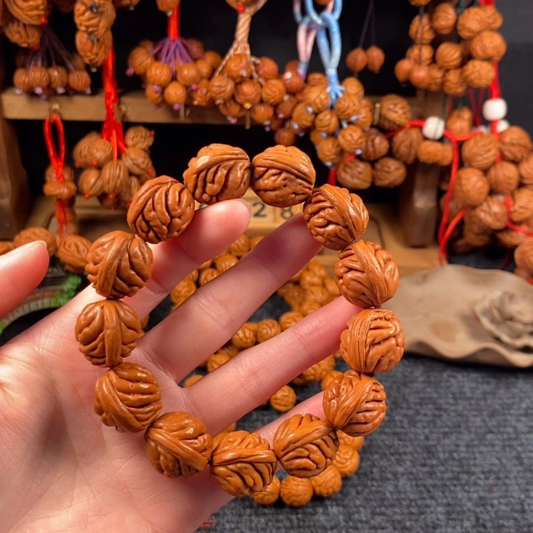 吊坠桃核桃枭手串