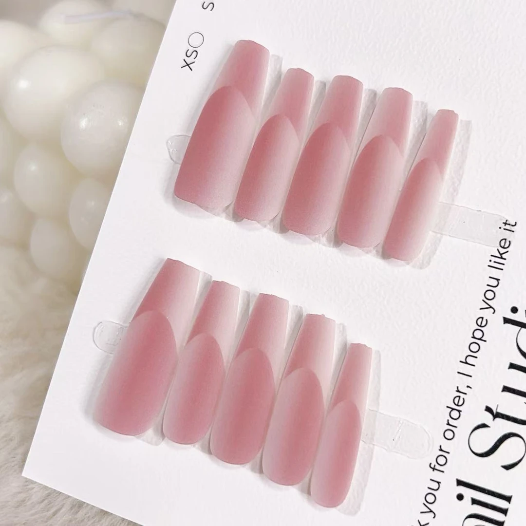 「空间法式」新款双色渐变空间法式秋冬可拆卸甲片麂皮磨砂粉穿戴甲