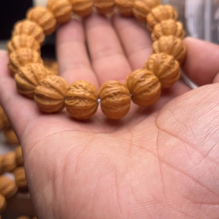 猴头核桃手串京八16+