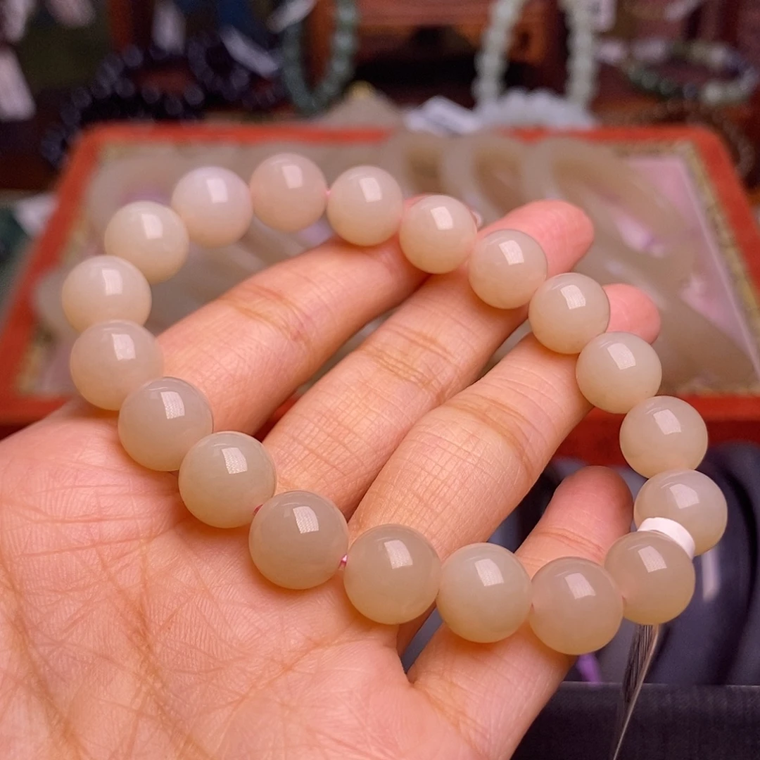 和田玉未镶嵌颈饰老矿料浓熟藕手串10m