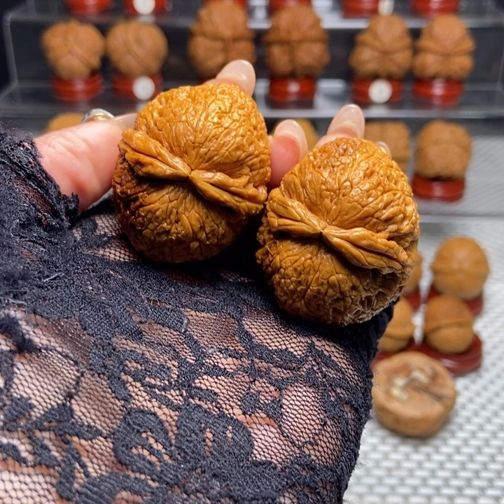 文玩核桃把件25铁将军